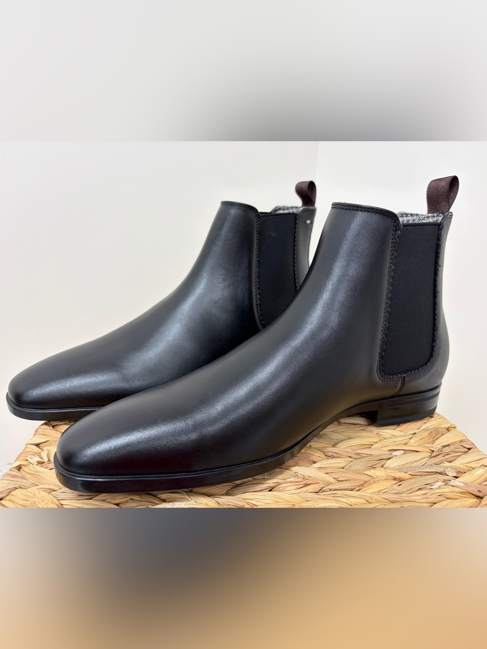 Ted Baker London Black Leather Chelsea Chukka Boots